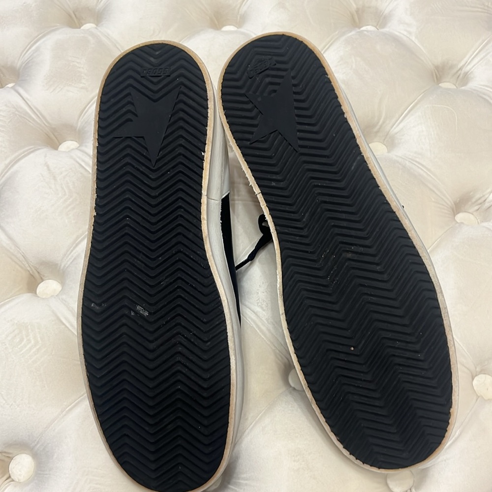 Men’s Golden Goose Sneakers - Picture 3 of 4